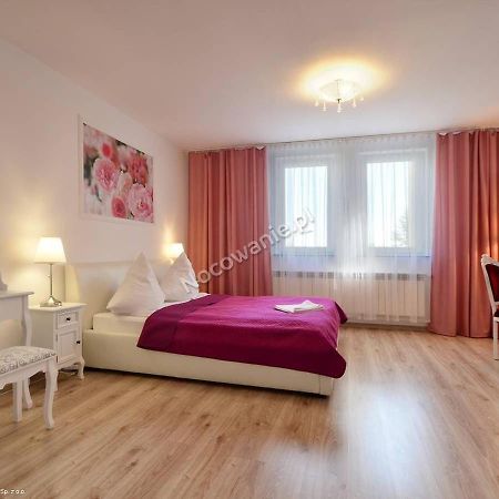 Hotelik Kameleon Pokoje Goscinne Явор Экстерьер фото
